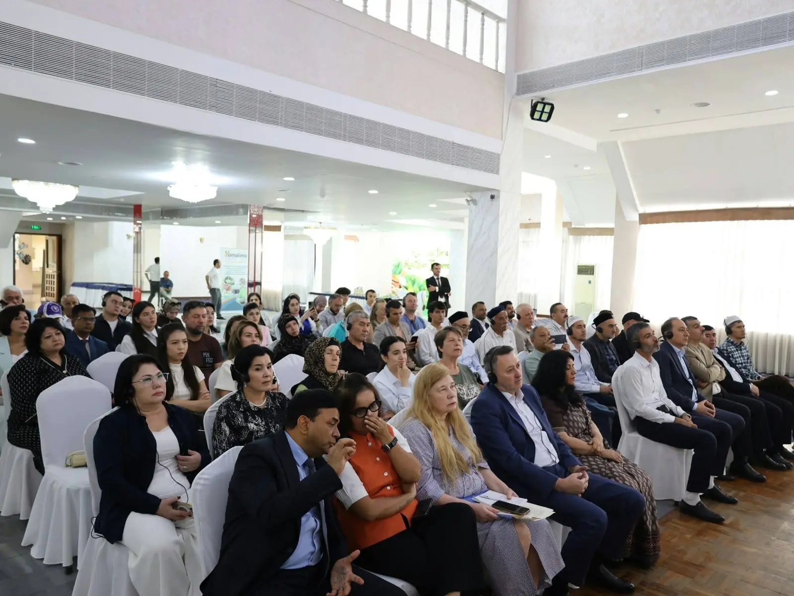 Guests at the 11th Ayurveda Day event in Tashkent, including Yep.uz journalist Marina Kozlova in the front row. Photo: Embassy of India in Tashkent